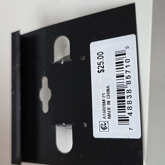 Guess Elegant Gold Tone Tan Enamel Purple Stones  Floral Hoop Earrings - Picture 11 of 16